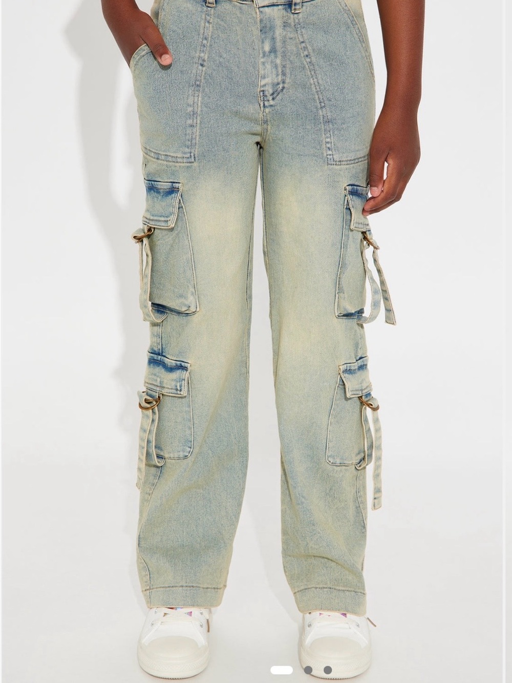 NWT FASHION NOVA Mini Jess Dip Dyed Wide Leg Cargo Jean - Medium Wash